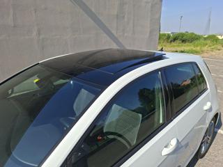 VOLKSWAGEN Golf usata, con Sensori di parcheggio anteriori