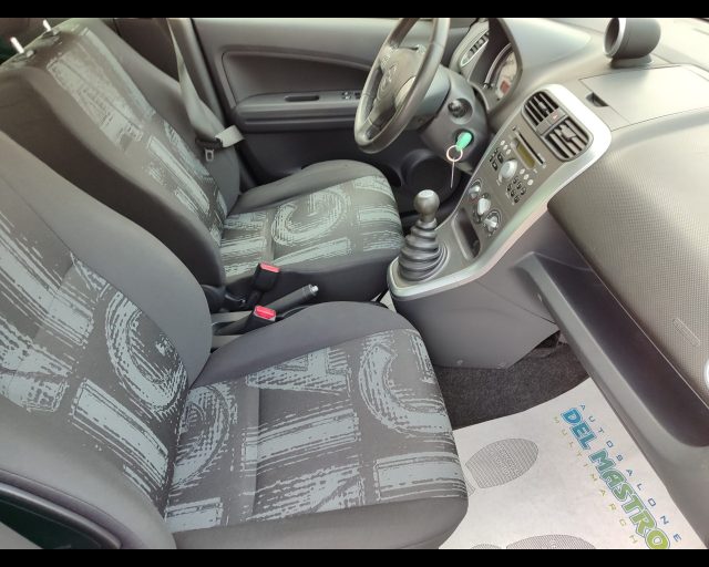 OPEL Agila usata 17