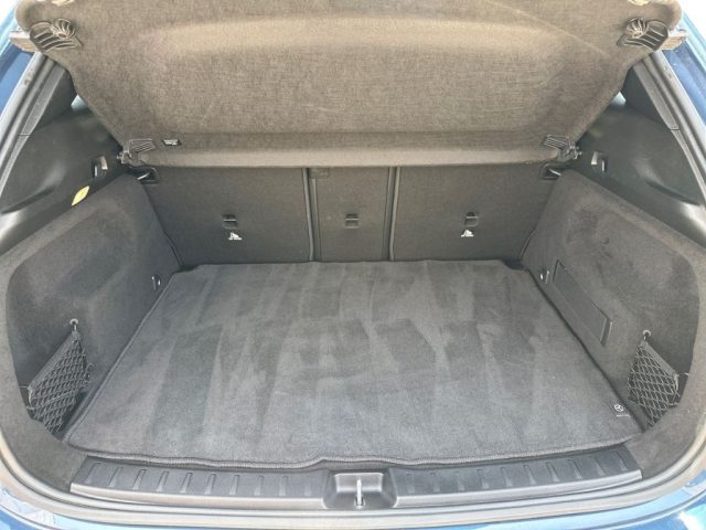 MERCEDES-BENZ GLA 180 usata, con Chiusura centralizzata