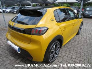 PEUGEOT 208 usata, con Autoradio