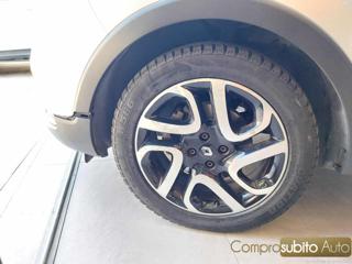 RENAULT Captur usata, con Sedile posteriore sdoppiato