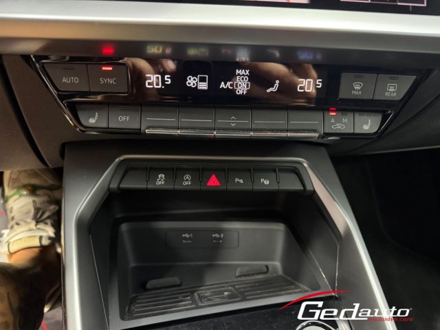 AUDI A3 usata, con Park Distance Control