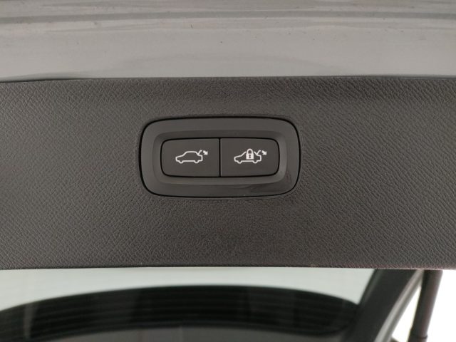 VOLVO XC90 usata, con Sedile posteriore sdoppiato