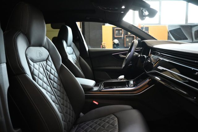 AUDI Q8 usata 117