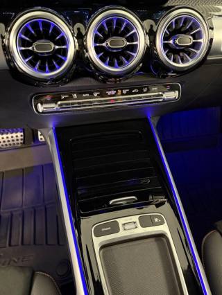 MERCEDES-BENZ GLB 200 usata, con ESP