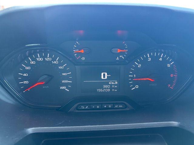 PEUGEOT Partner usata, con Specchietti laterali elettrici