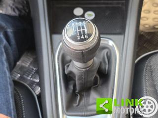 RENAULT Captur usata, con Sensori di parcheggio anteriori