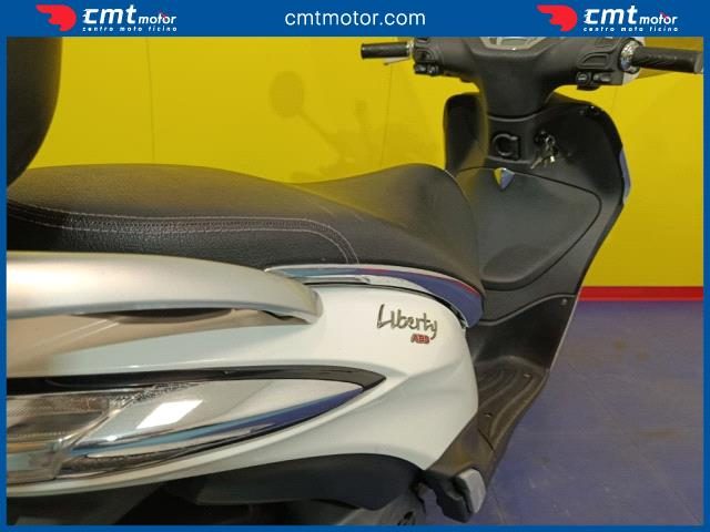 PIAGGIO Liberty 150 usata 10