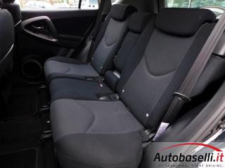 TOYOTA RAV 4 usata, con Airbag Passeggero