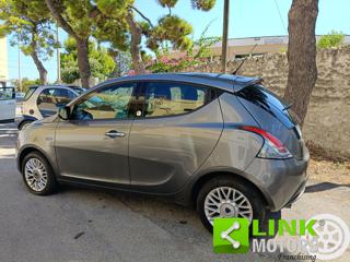 LANCIA Ypsilon usata, con Airbag