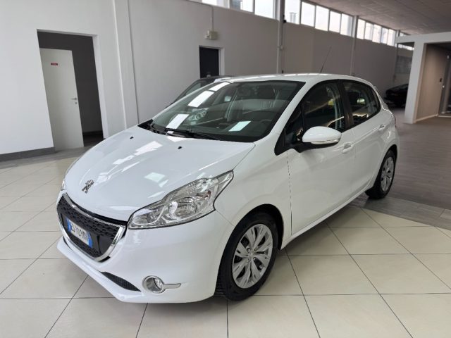 PEUGEOT 208 usata, con Airbag