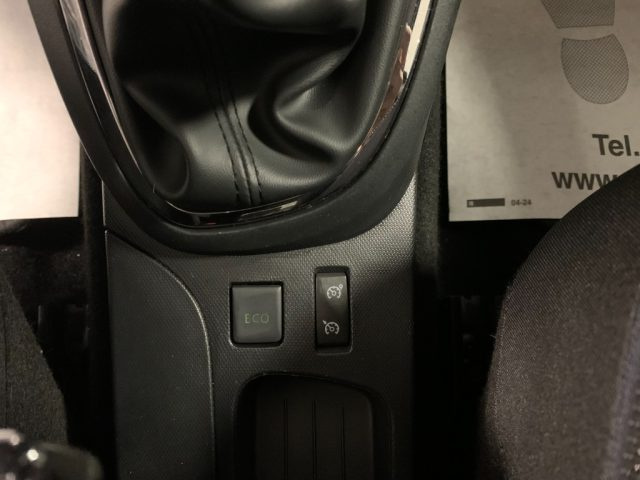 RENAULT Captur usata, con Volante in pelle