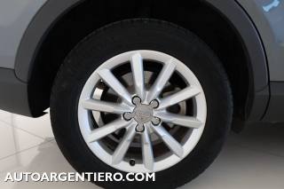 AUDI Q3 usata, con Sensori di parcheggio anteriori