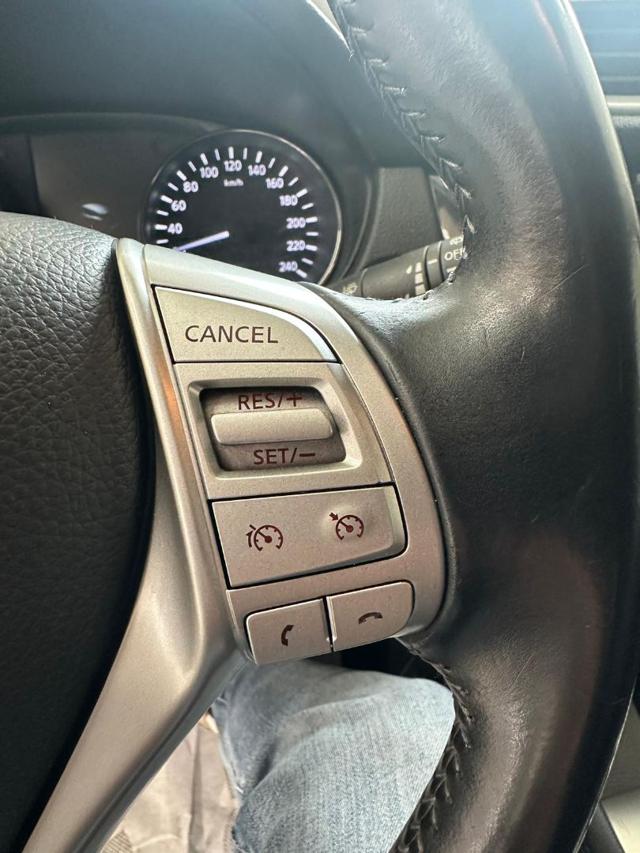 NISSAN Qashqai usata, con Park Distance Control