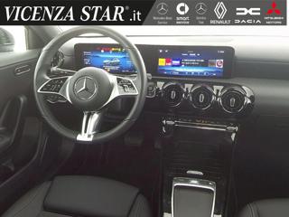 MERCEDES-BENZ A 200 usata, con Chiusura centralizzata