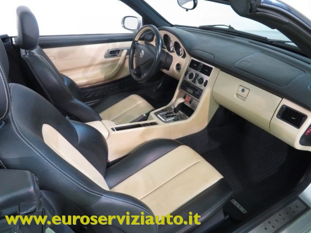 MERCEDES-BENZ SLK 230 usata, con Volante multifunzione
