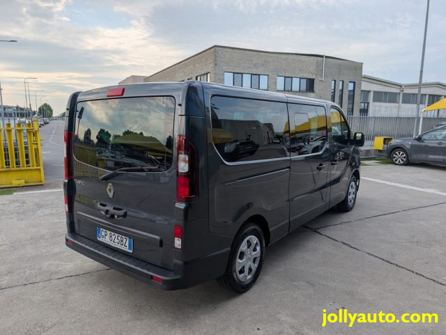 RENAULT Trafic usata, con Autoradio