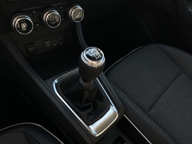 RENAULT Captur usata, con Fari LED