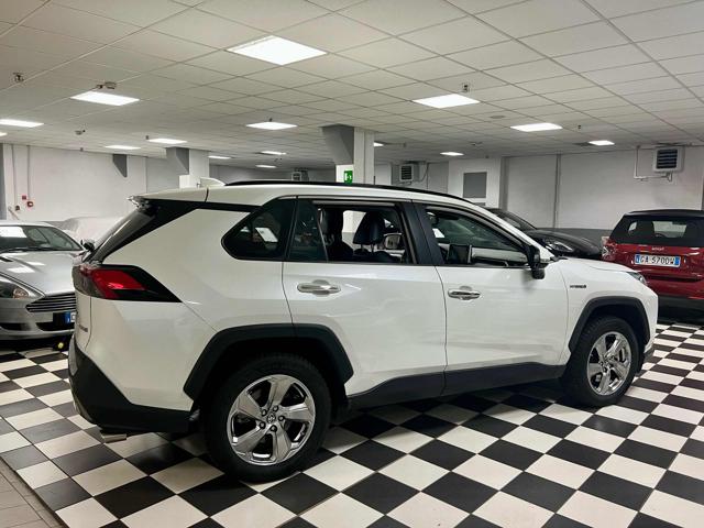 TOYOTA RAV 4 MY23 usata, con Autoradio