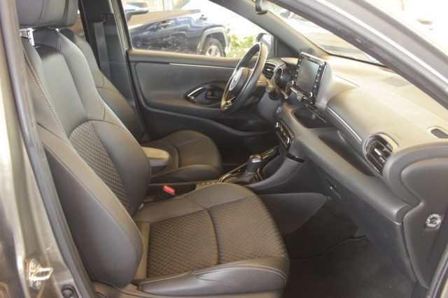 TOYOTA Yaris usata, con Cruise Control