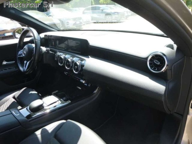MERCEDES-BENZ A 250 usata, con Park Distance Control
