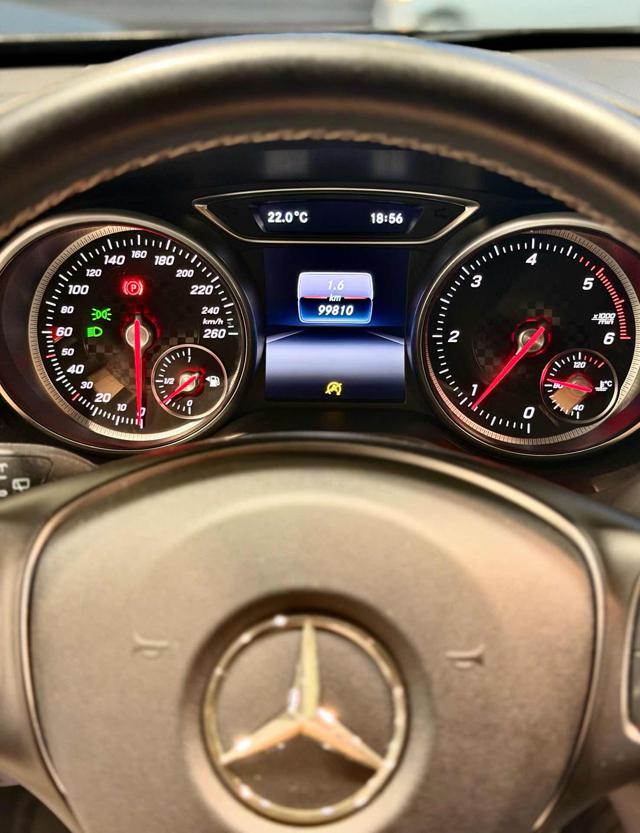 MERCEDES-BENZ A 180 usata, con Sedili riscaldati