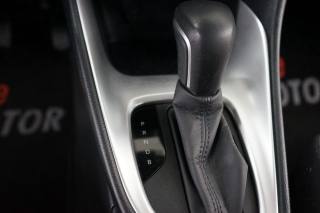 TOYOTA Yaris usata, con ESP