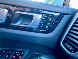 PORSCHE Cayenne usata, con Vivavoce
