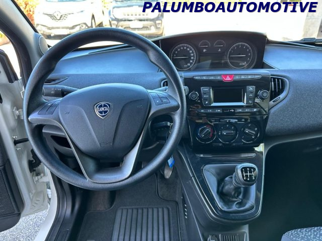 LANCIA Ypsilon usata, con ESP