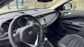 ALFA ROMEO Giulietta usata, con Fari Xenon