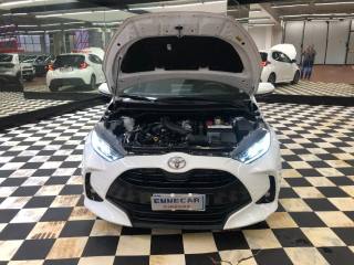 TOYOTA Yaris usata, con Airbag testa