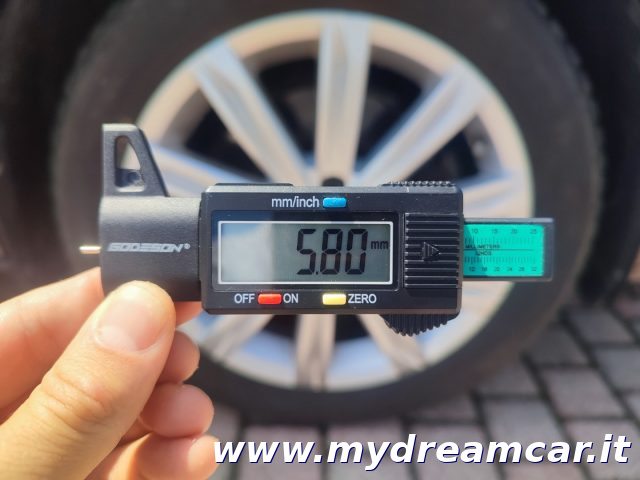 VOLKSWAGEN Touran usata 37