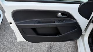 VOLKSWAGEN up! usata, con Cruise Control