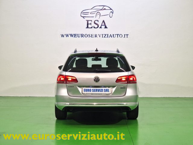 VOLKSWAGEN Passat usata, con Controllo trazione