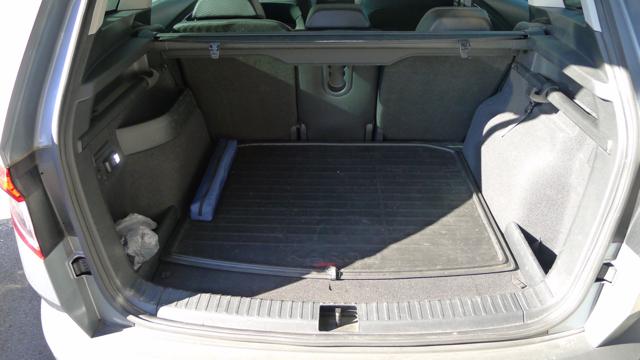 SKODA Karoq usata, con Fendinebbia