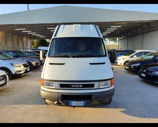 IVECO Daily usata, con Servosterzo
