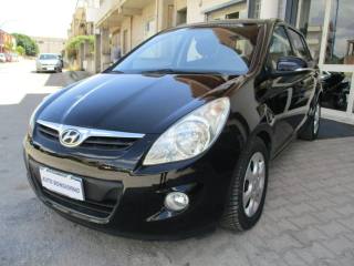 HYUNDAI i20 usata, con Airbag laterali