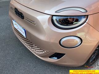 FIAT 500e usata, con Specchietti laterali elettrici