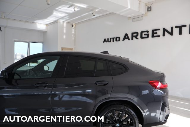BMW X4 usata, con Sensori di parcheggio anteriori