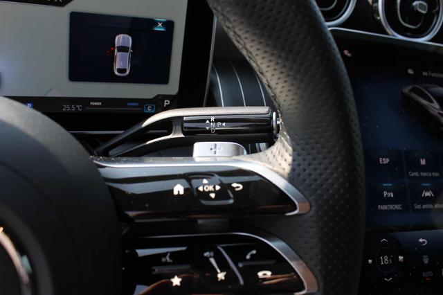 MERCEDES-BENZ GLC 220 usata, con Park Distance Control