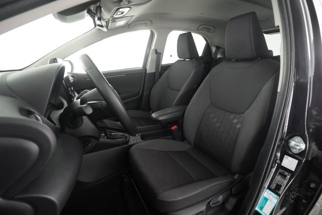 TOYOTA Yaris usata 2