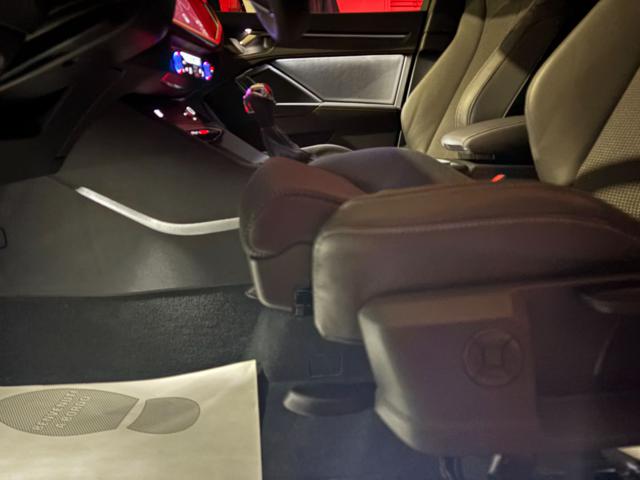 AUDI Q3 usata, con Sensori di parcheggio anteriori