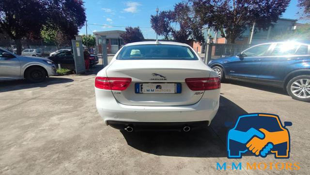 JAGUAR XE usata, con Airbag laterali