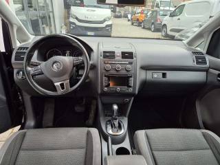 VOLKSWAGEN Touran usata, con Chiusura centralizzata