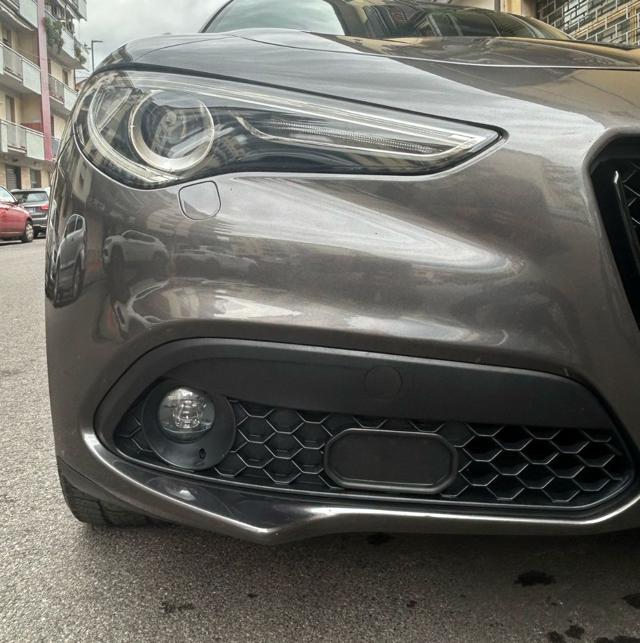 ALFA ROMEO Stelvio usata, con Touch screen