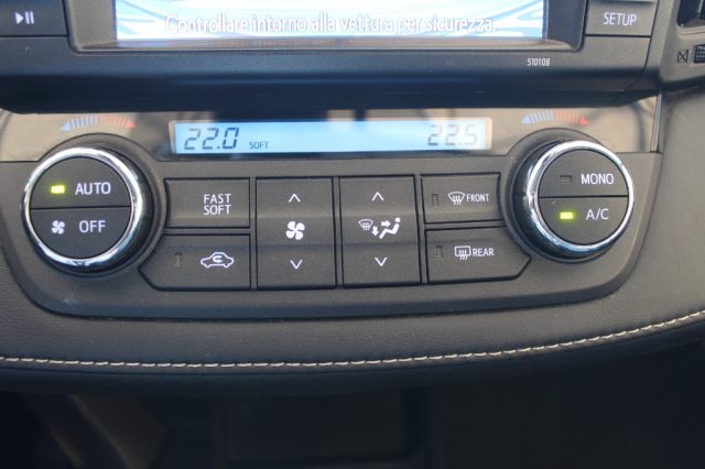 TOYOTA RAV 4 usata, con Fendinebbia