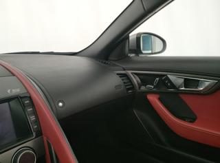 JAGUAR F-Type usata, con USB