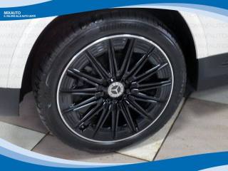MERCEDES-BENZ GLA 200 usata, con Park Distance Control