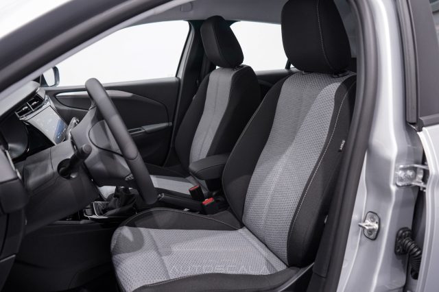 OPEL Corsa usata, con ESP