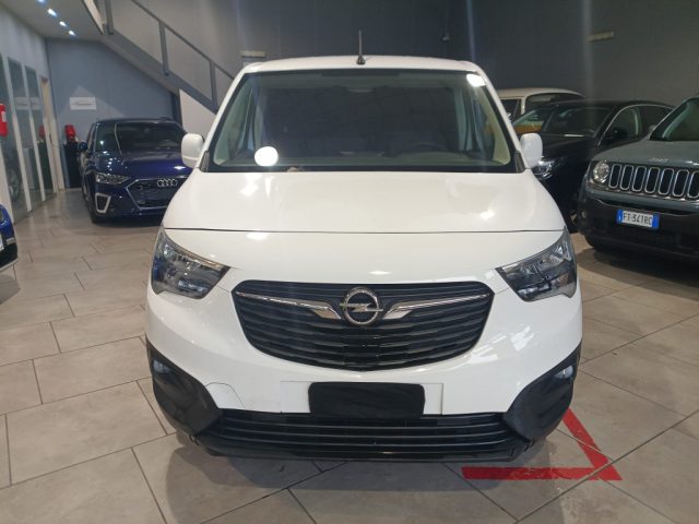 OPEL Combo usata, con Airbag